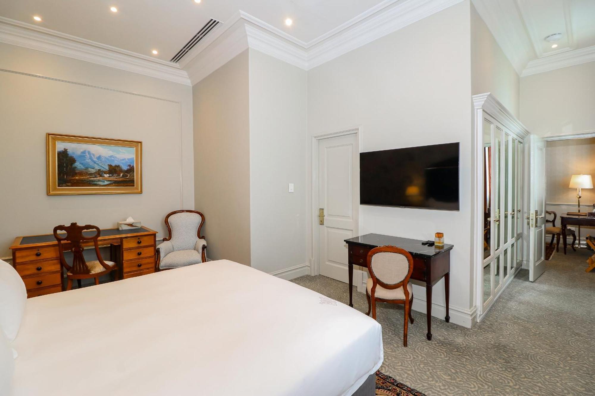 The Monarch Hotel Johannesburg Exterior photo